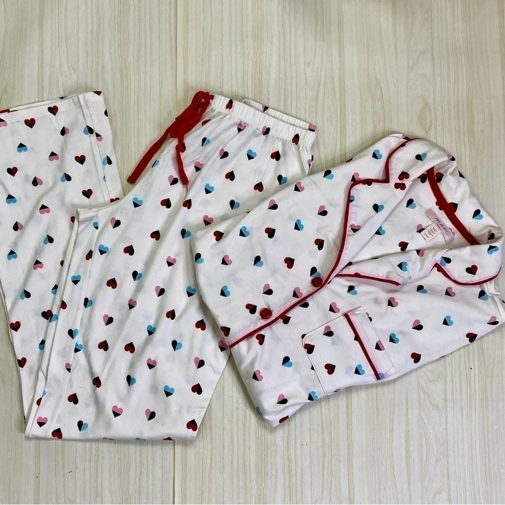 Mae White Pink hearts Valentine’s Day Pajama set size S